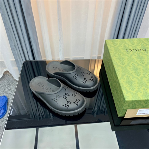 Gucci Slipper