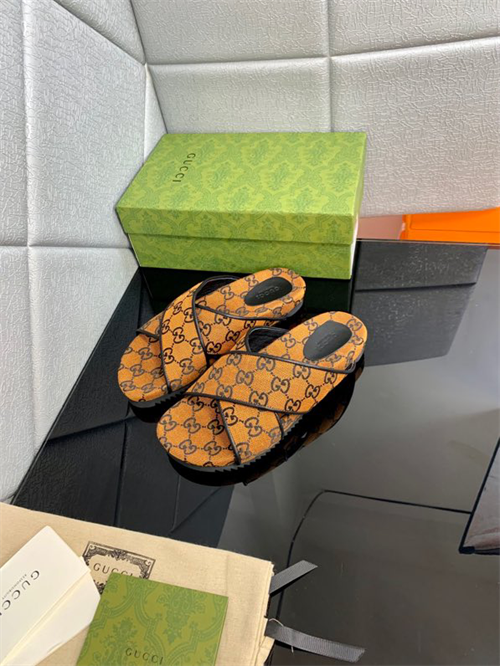 Gucci Slipper