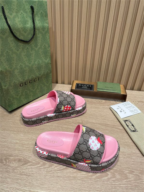 Gucci Slipper