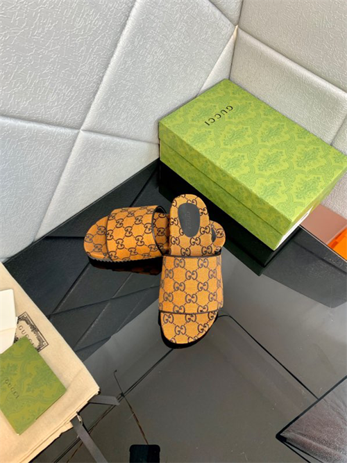 Gucci Slipper