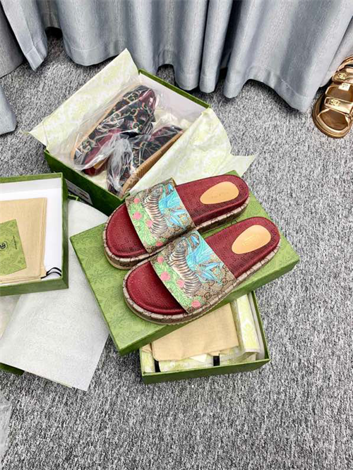 Gucci Slipper