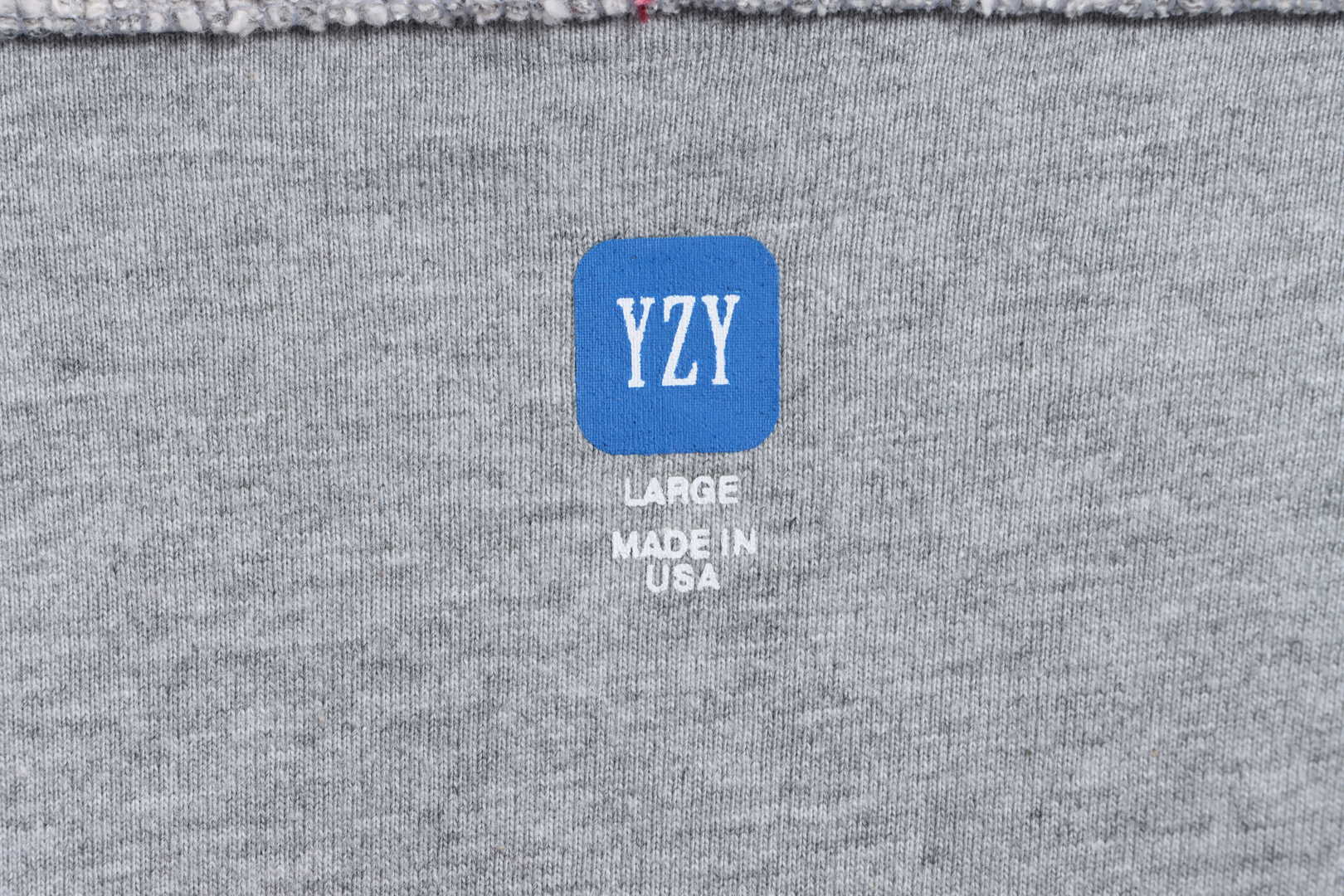 BA1ENC1AGAxGAPxYEEZY Tripartite Peace Dove Hoodie