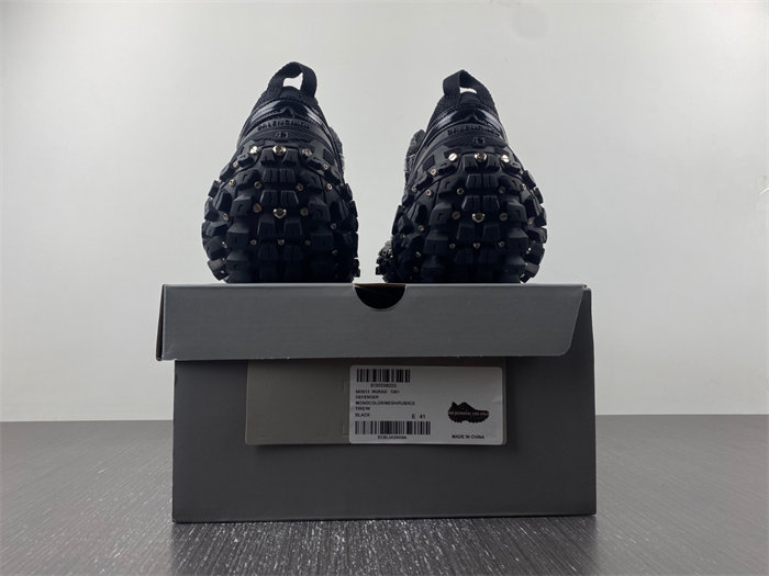 Balenciaga 685613 W2RAD 1081