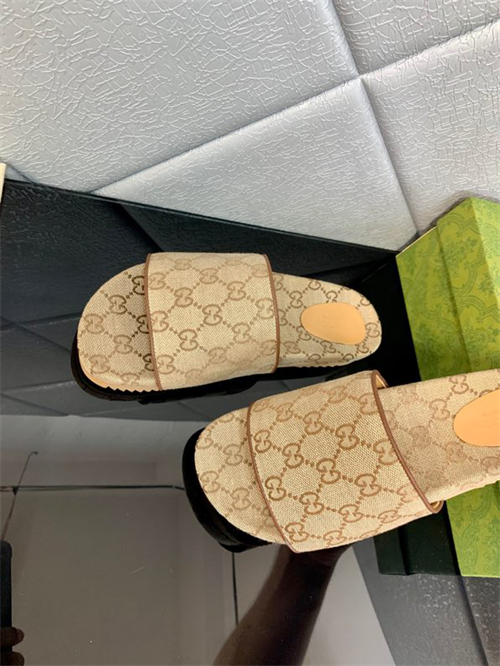 Gucci Slipper