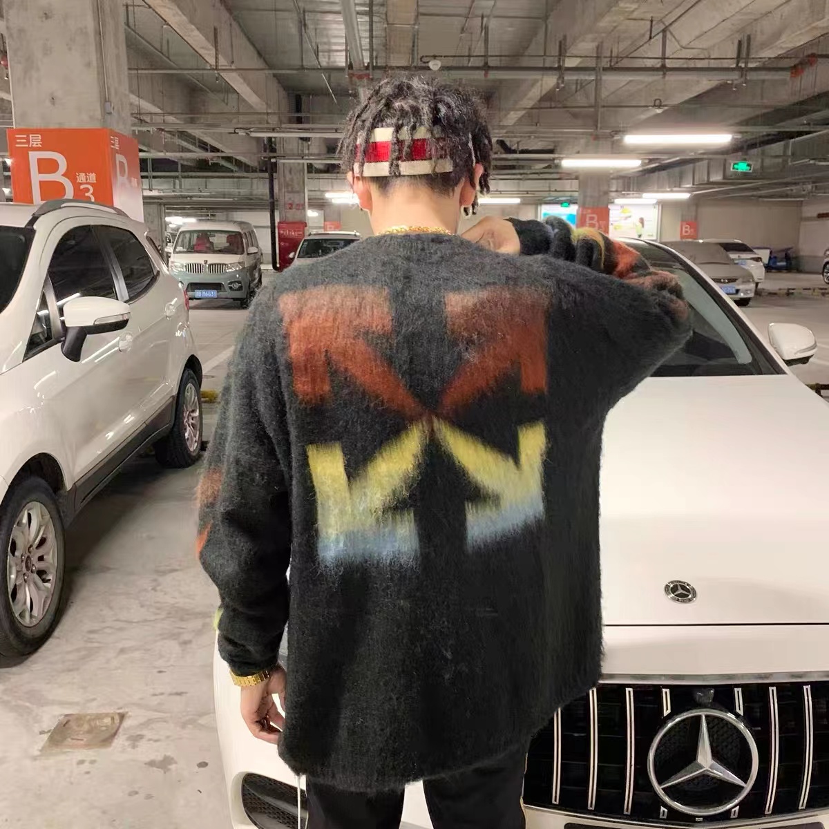 OFF WHITE Mohair Sweater Arrow Gradient