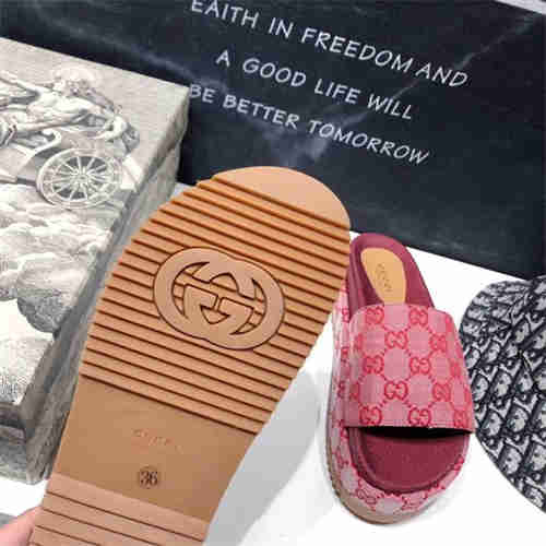Gucci Slipper