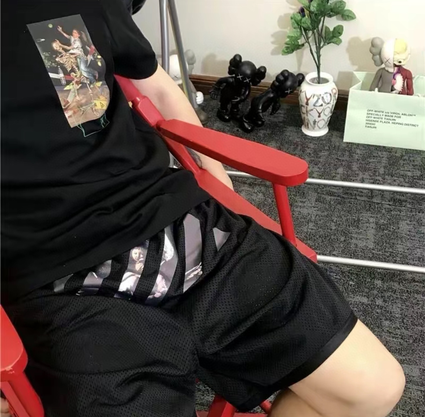 OW logo twill printed shorts