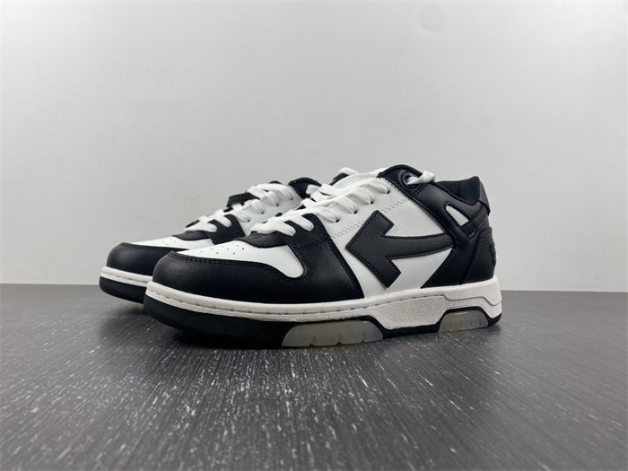 Off-White Out of Office  ' Black White'
