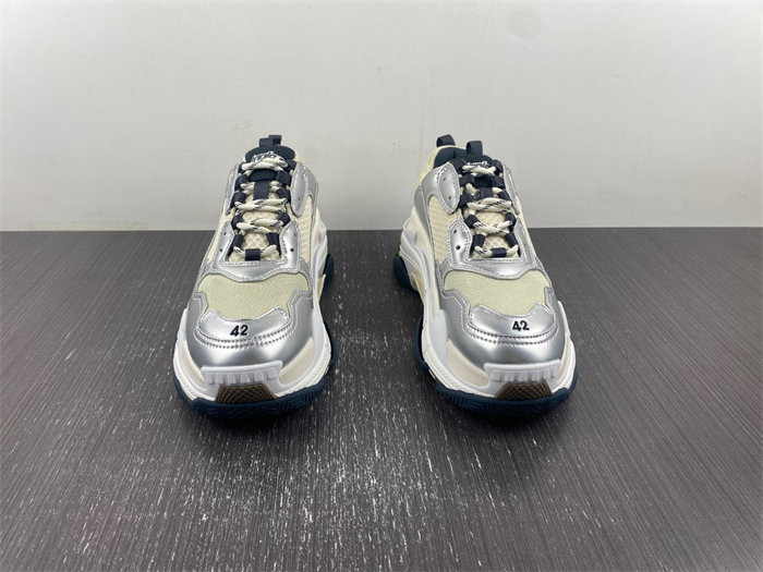 Balenciaga 524039 W2FS2 8106