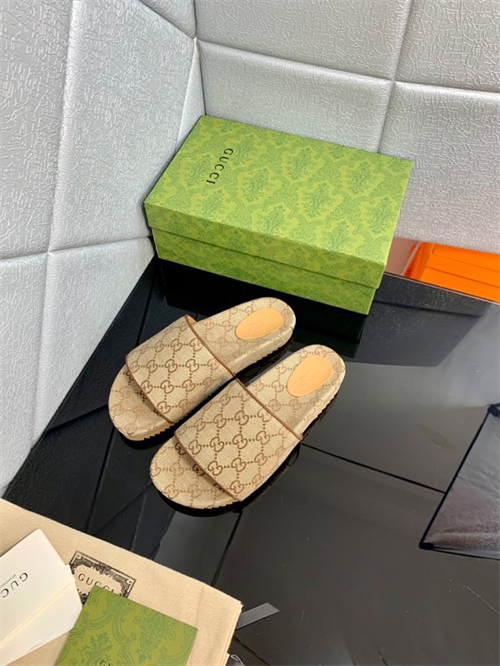 Gucci Slipper