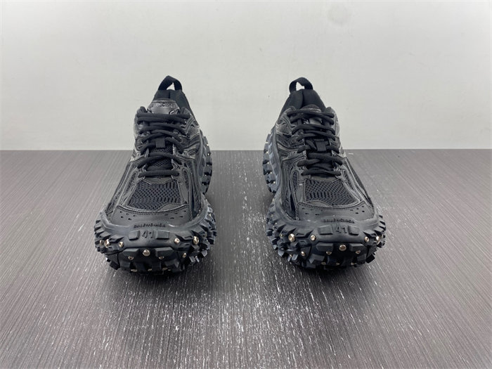 Balenciaga 685613 W2RAD 1081