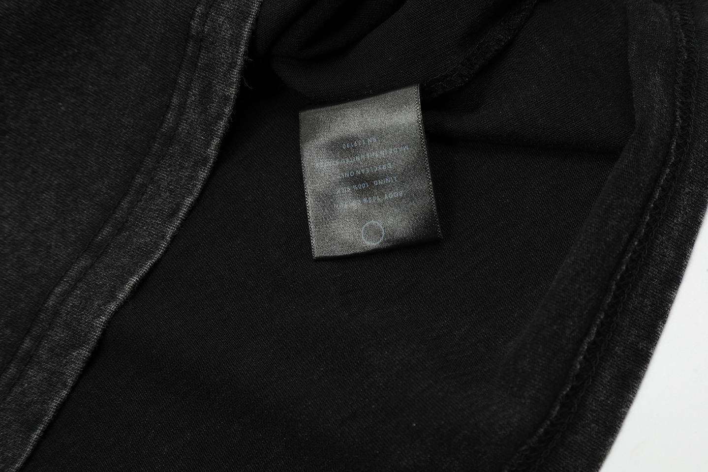 Fear Of God / Essentials vintage style giant angel seductive printing short sleeves