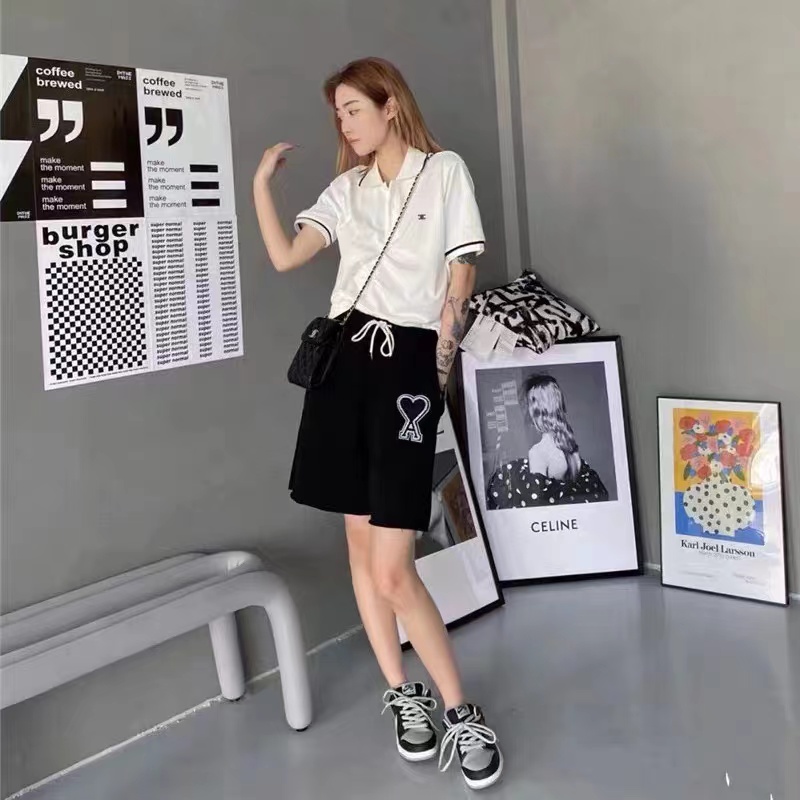 AMI 22ss heart embroidery shorts