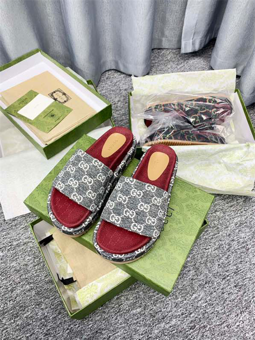 Gucci Slipper