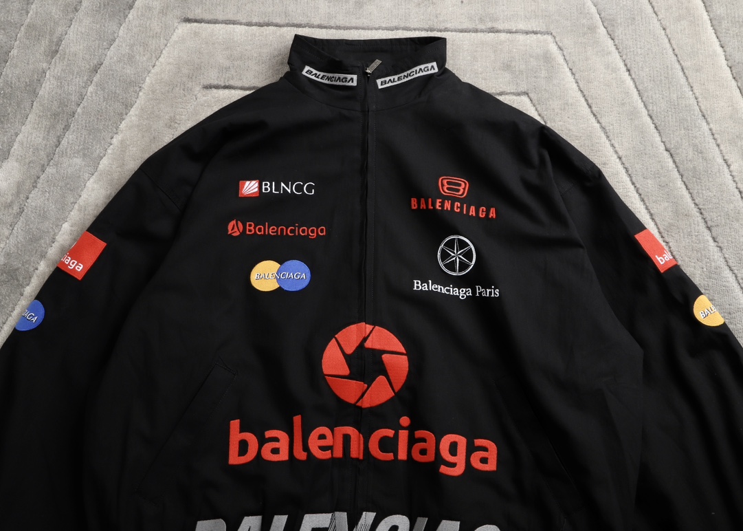 Balancig*  logo-print Zip Jacket