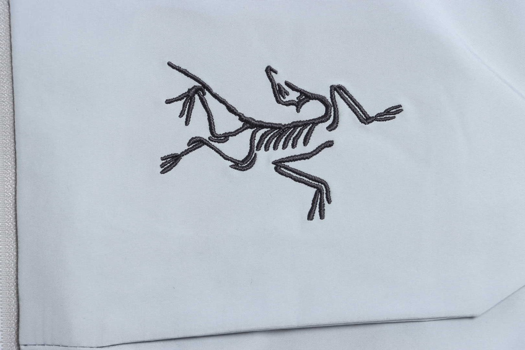 Arcteryx Macai LT Outdoor Windproof Warm Hooded Ski Jacket