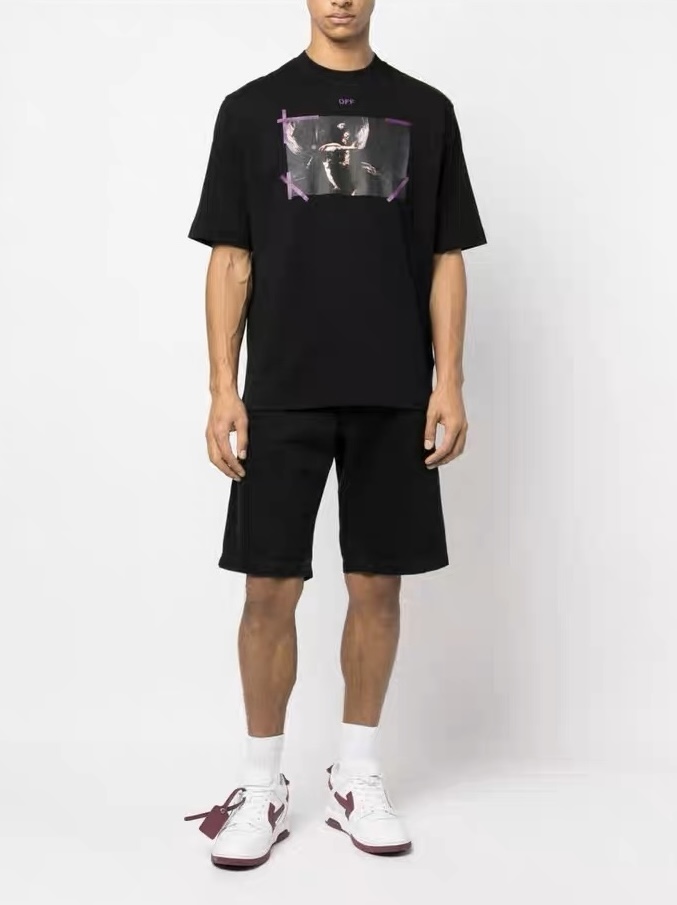 0W oil painting of Notre Dame with short sleeves