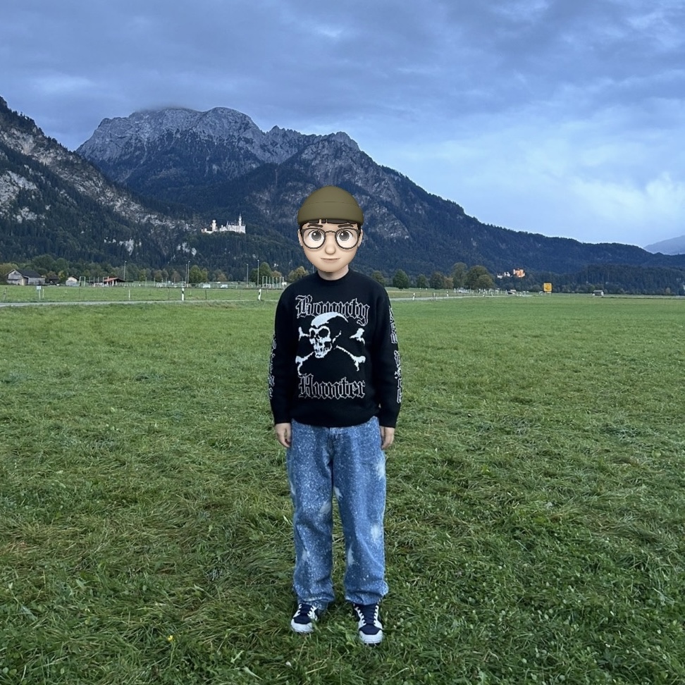 Suprem3 Bounty Hunter Jumper  black  2023