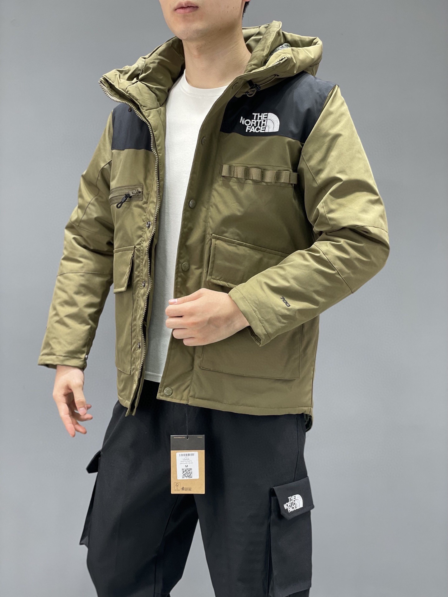 The North Face Outdoor Workwear Hooded Down Jacket
