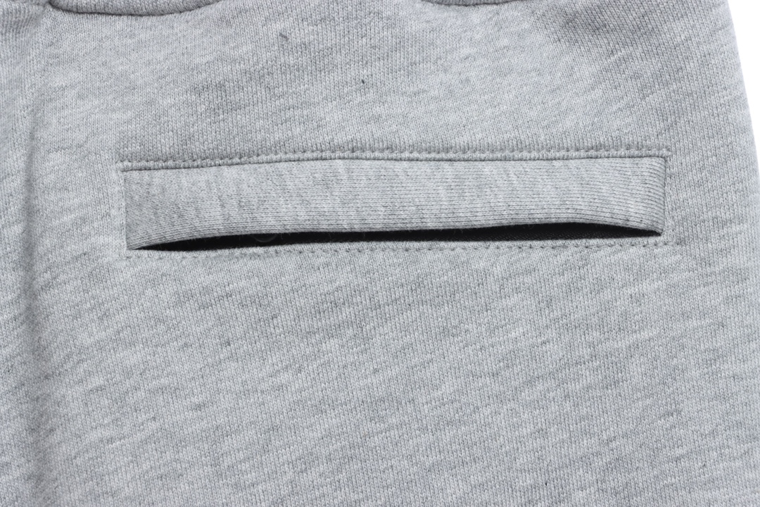 Stone Island One Pocket Basic Badge Sweatpants