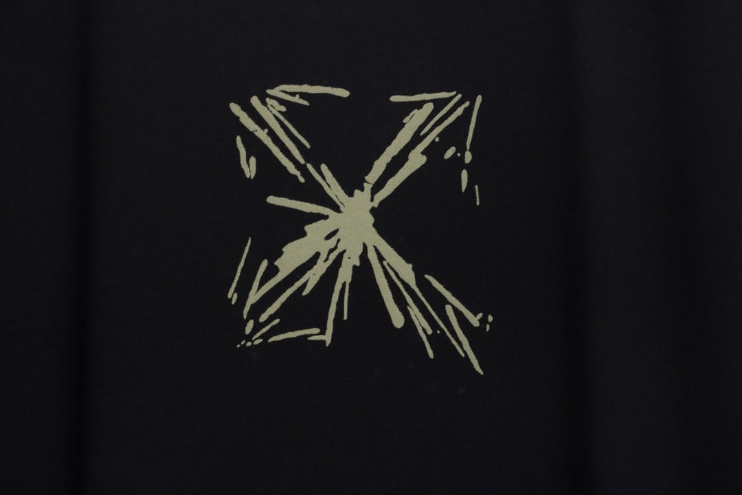 0W Sketch Splashed Ink Arrow Letter Short Sleeves