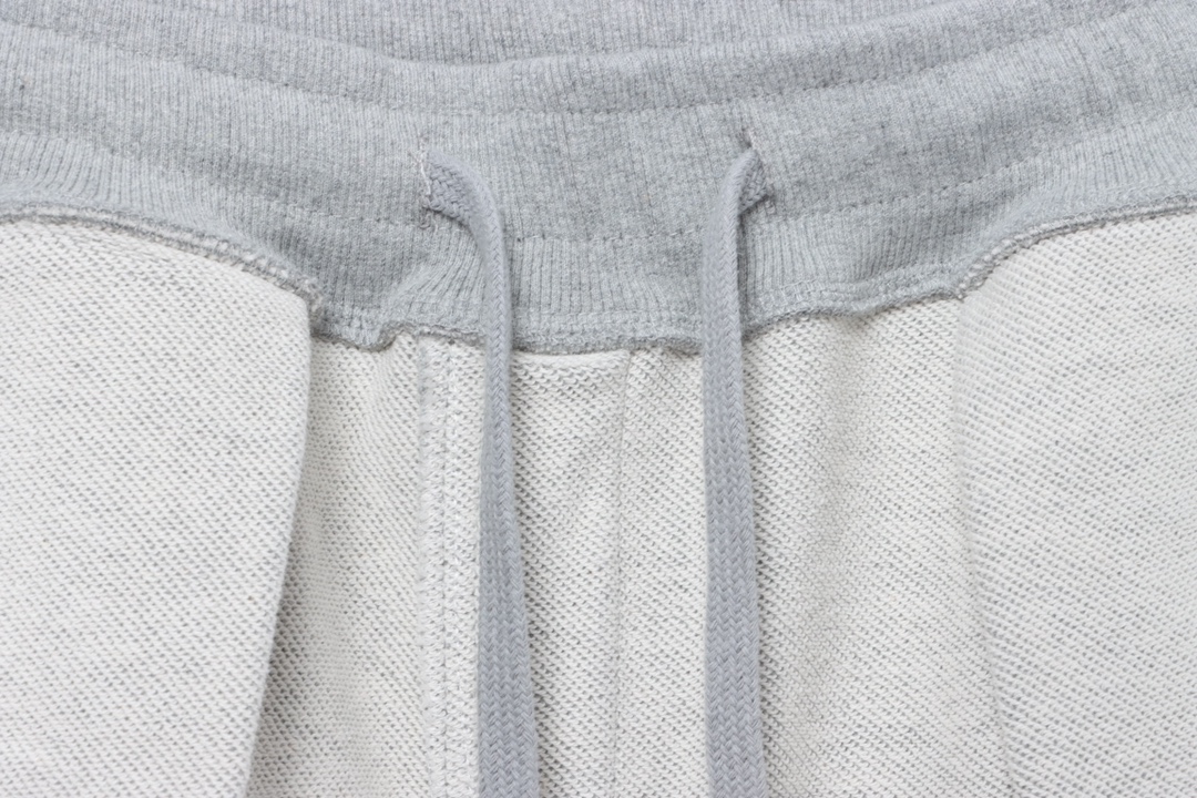 Stone Island One Pocket Basic Badge Sweatpants