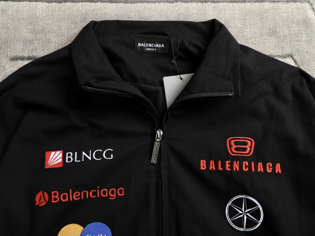Balancig*  logo-print Zip Jacket