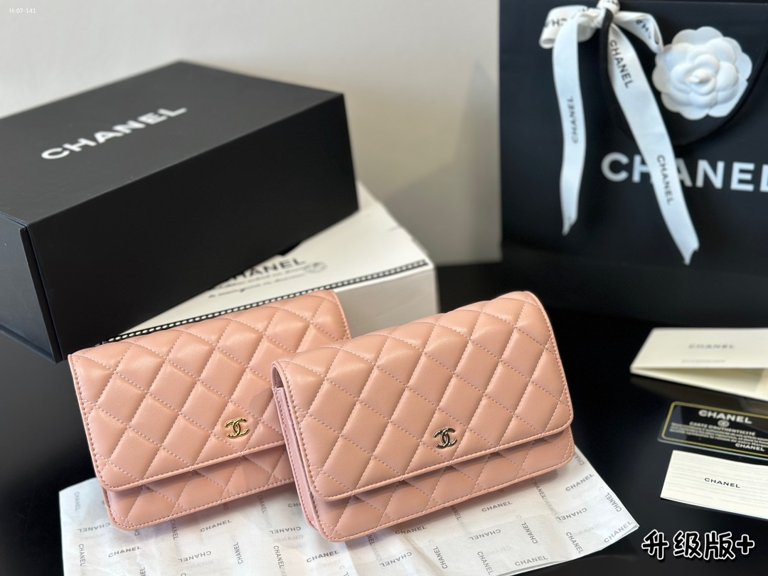 Chanel shoulder bag crossbody bag fashion chain bag