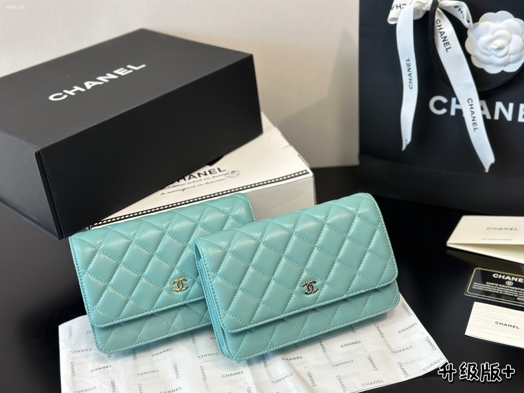 Chanel shoulder bag crossbody bag fashion chain bag