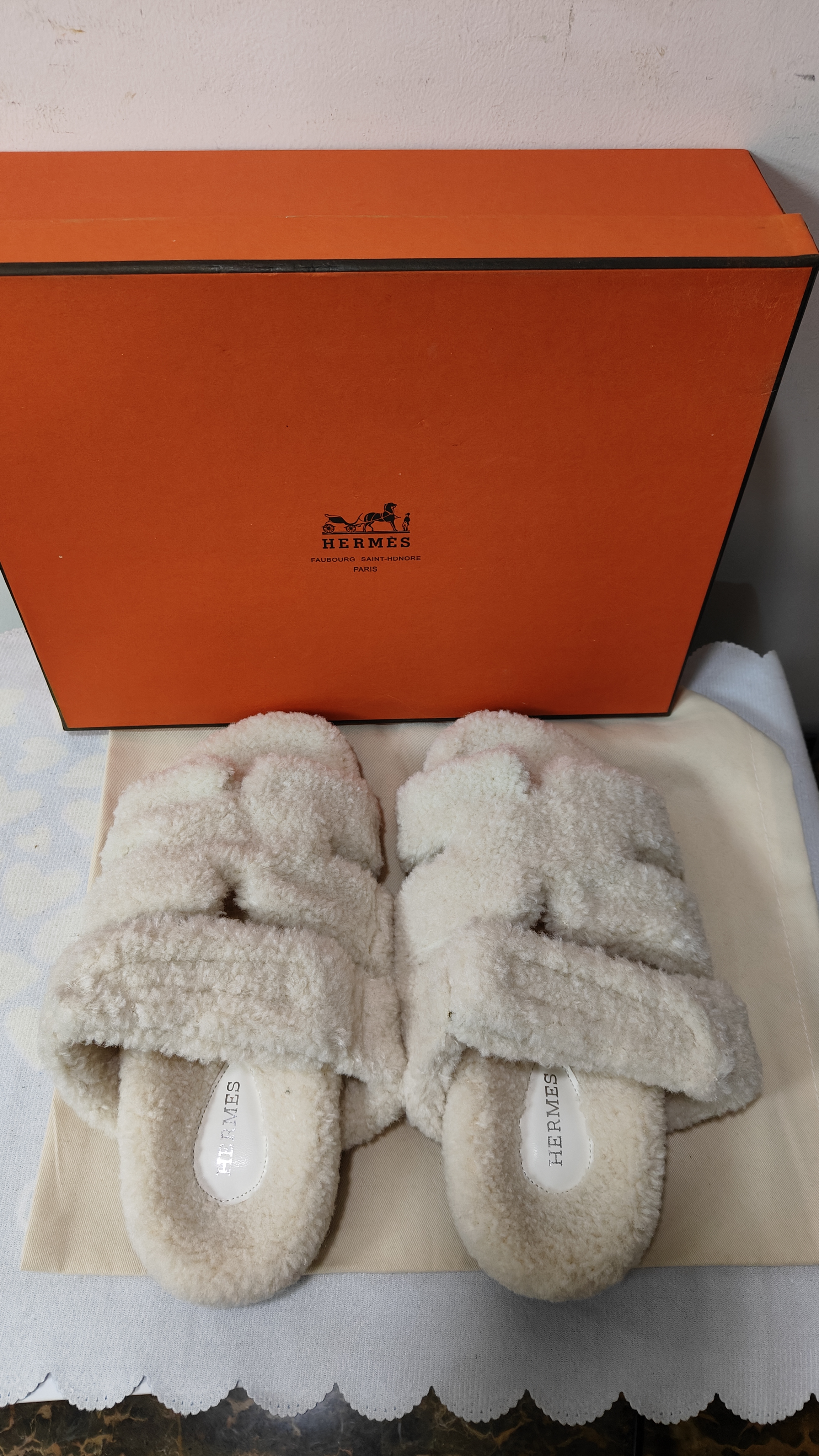Hermès Slippers