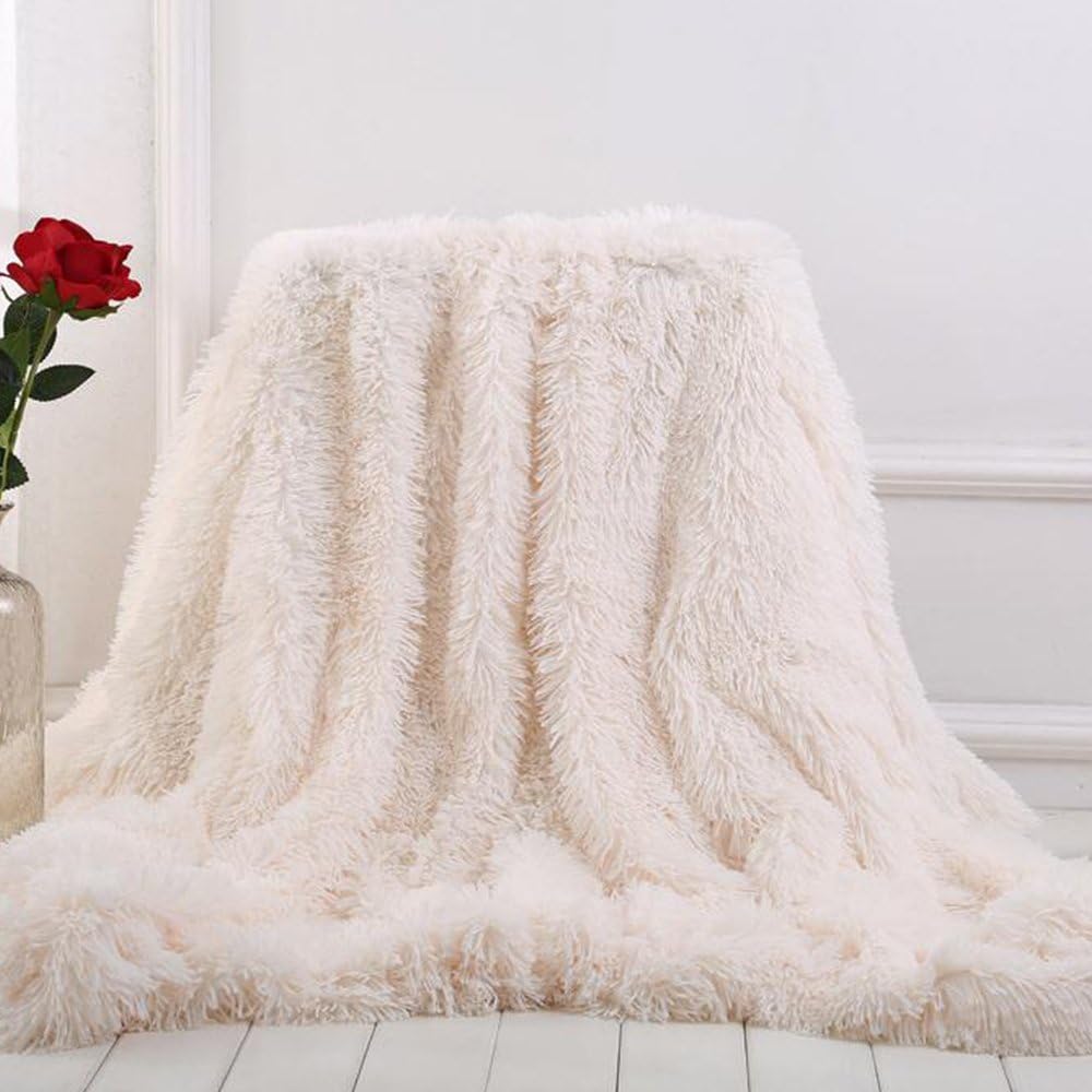 Clisil White Faux Fur Luxury Throw Blanket, Super Soft Shaggy Throw Bed Couch Decor Cozy Blanket, 63x79 inch