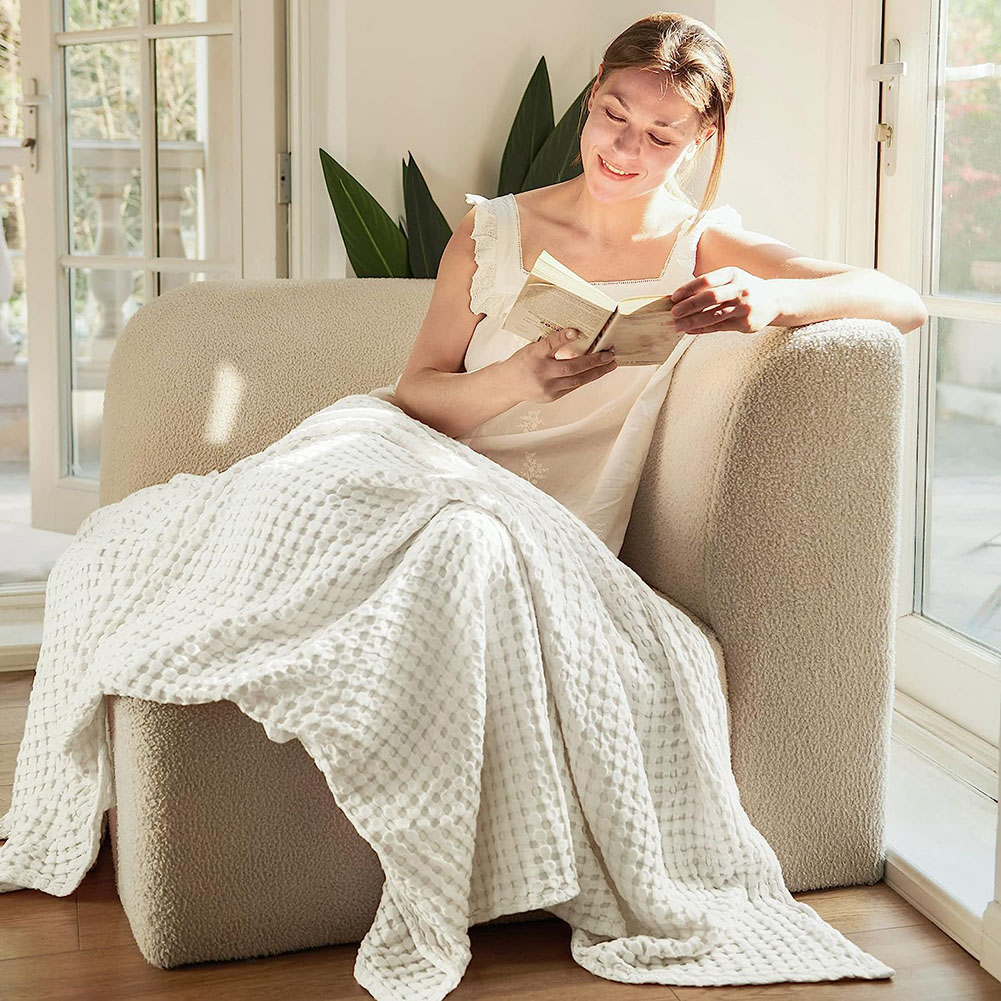 Clisil Cooling Bamboo Waffle Weave Blanket, Luxury Cotton Throws for Bed, Ivory 50x70Inches