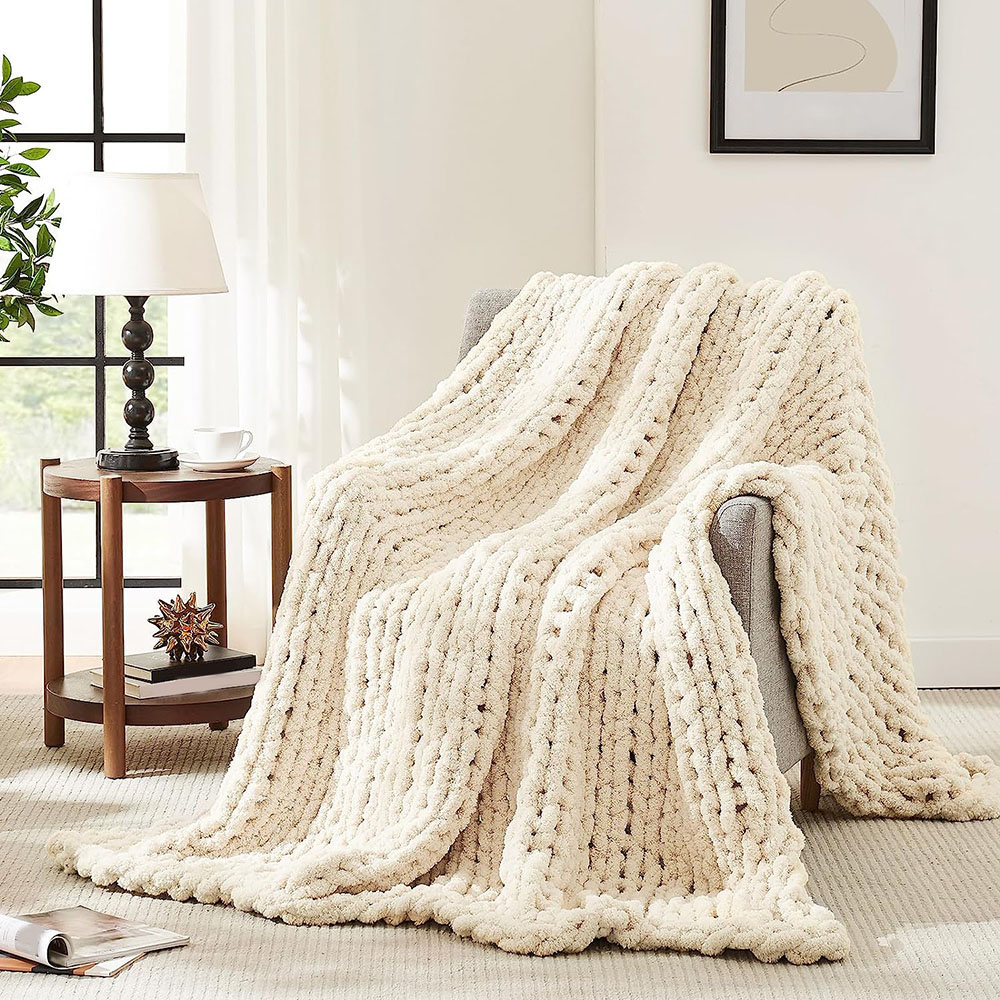 Clisil Handmade Ivory Chunky Knit Blanket Throw, Soft Chenille Yarn Throw Blanket 50x60 inch