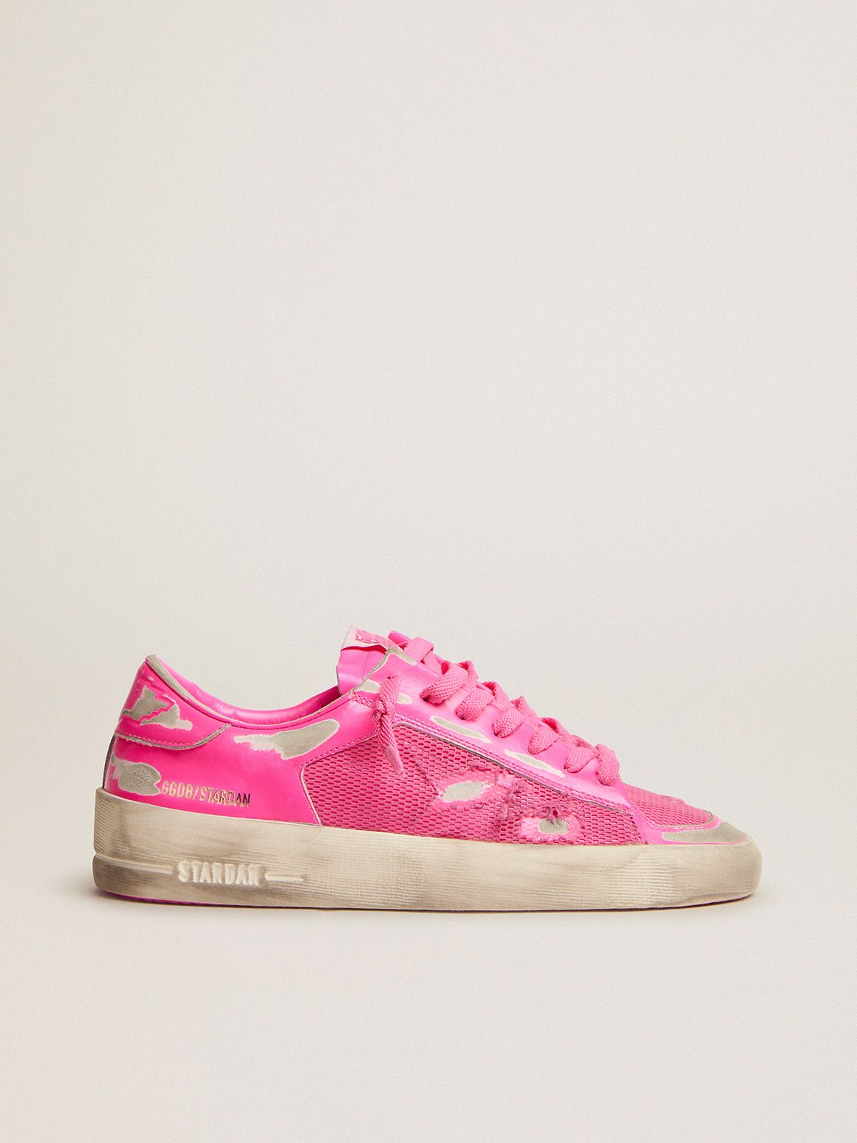 Golden Goose Saldi Uomo Stardan sneakers in fluorescent pink leather and mesh