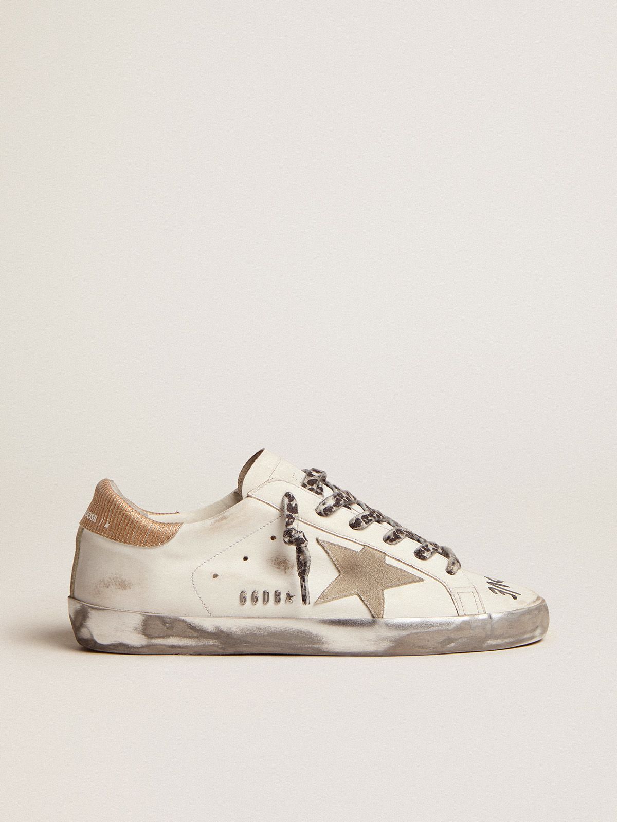 golden goose with white and lettering black suede star sneakers contrasting leather ice-gray Super-Star in