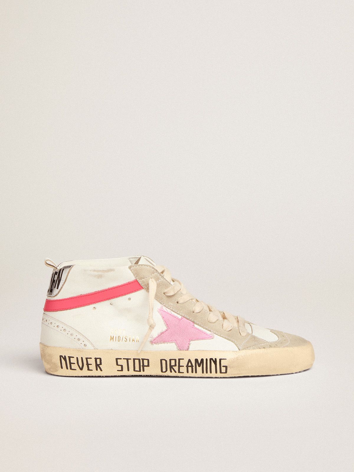 Golden Goose Sneakers Uomo Mid Star sneakers in white leather with pink canvas star and black lettering on the foxing