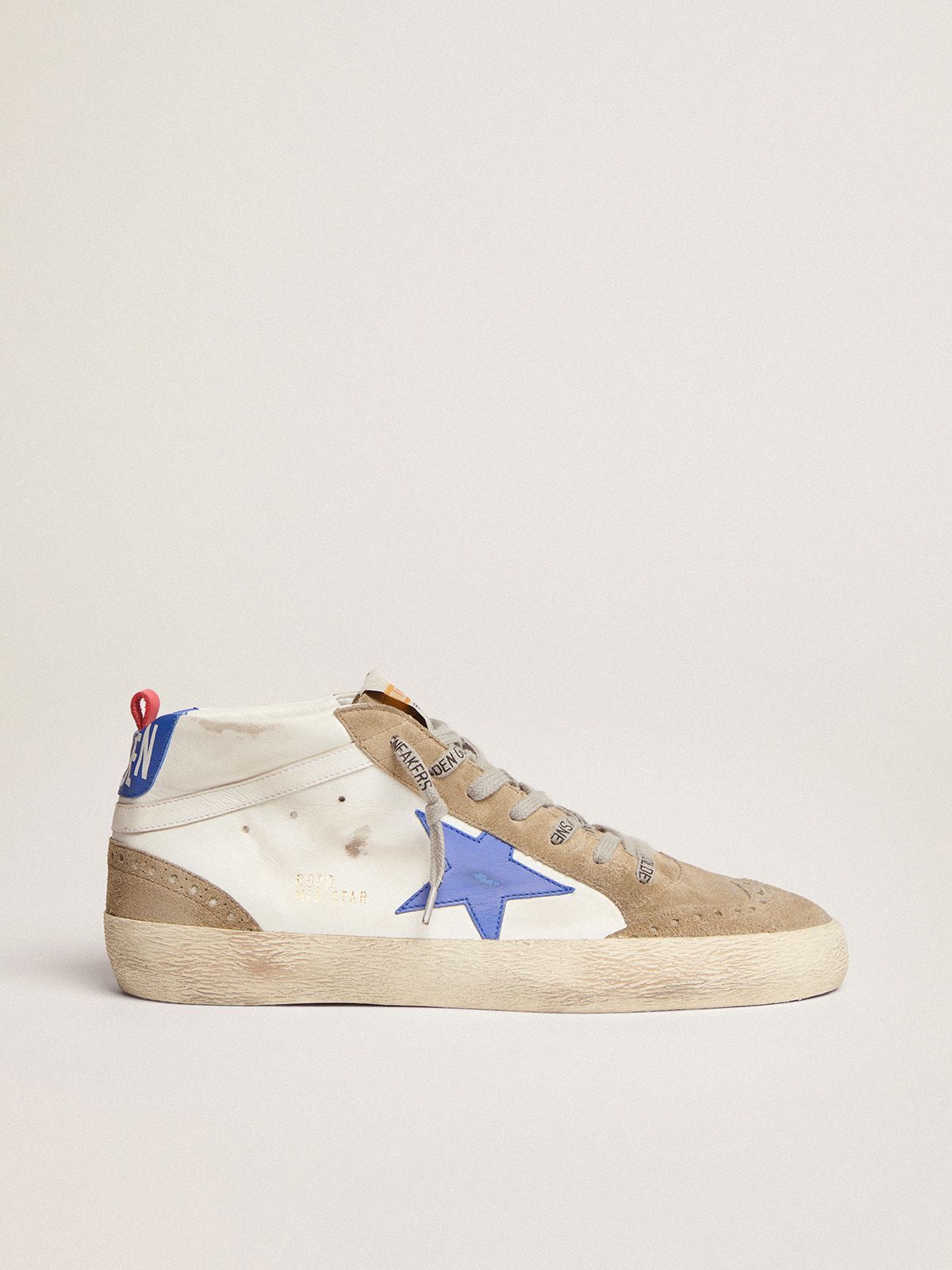 Golden Goose Sconto Uomo Mid Star sneakers in white leather with blue leather star and dove-gray suede inserts