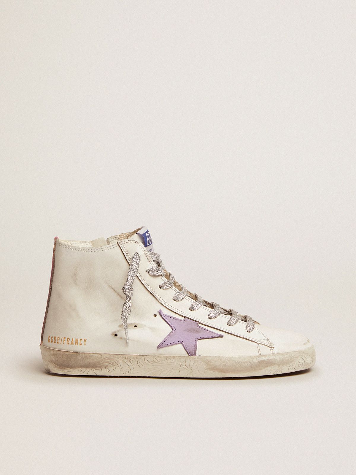 Francy sneakers with foxing with floral decorations and lavender-colored star