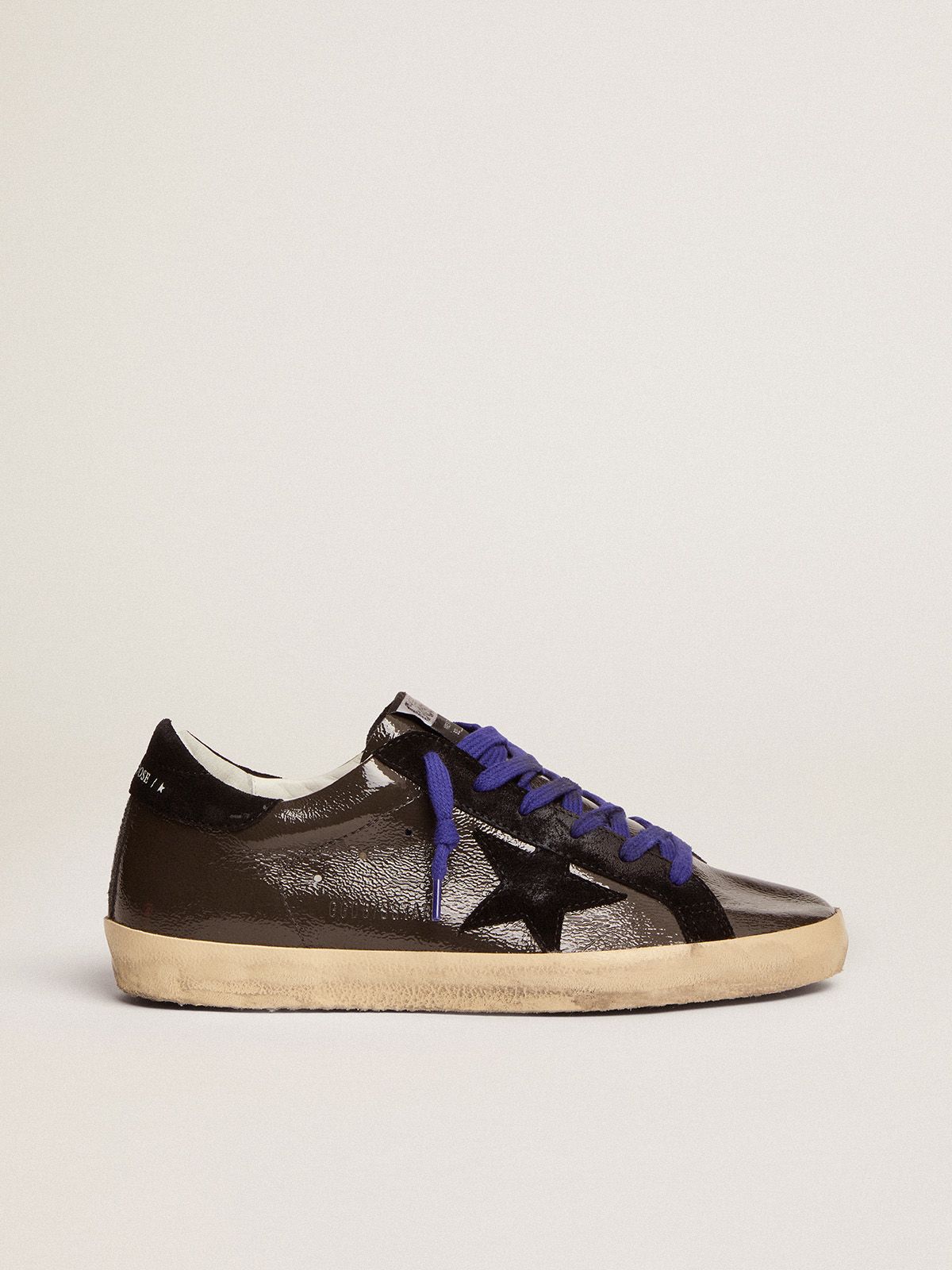 Super-Star sneakers in gray patent leather with black suede inserts