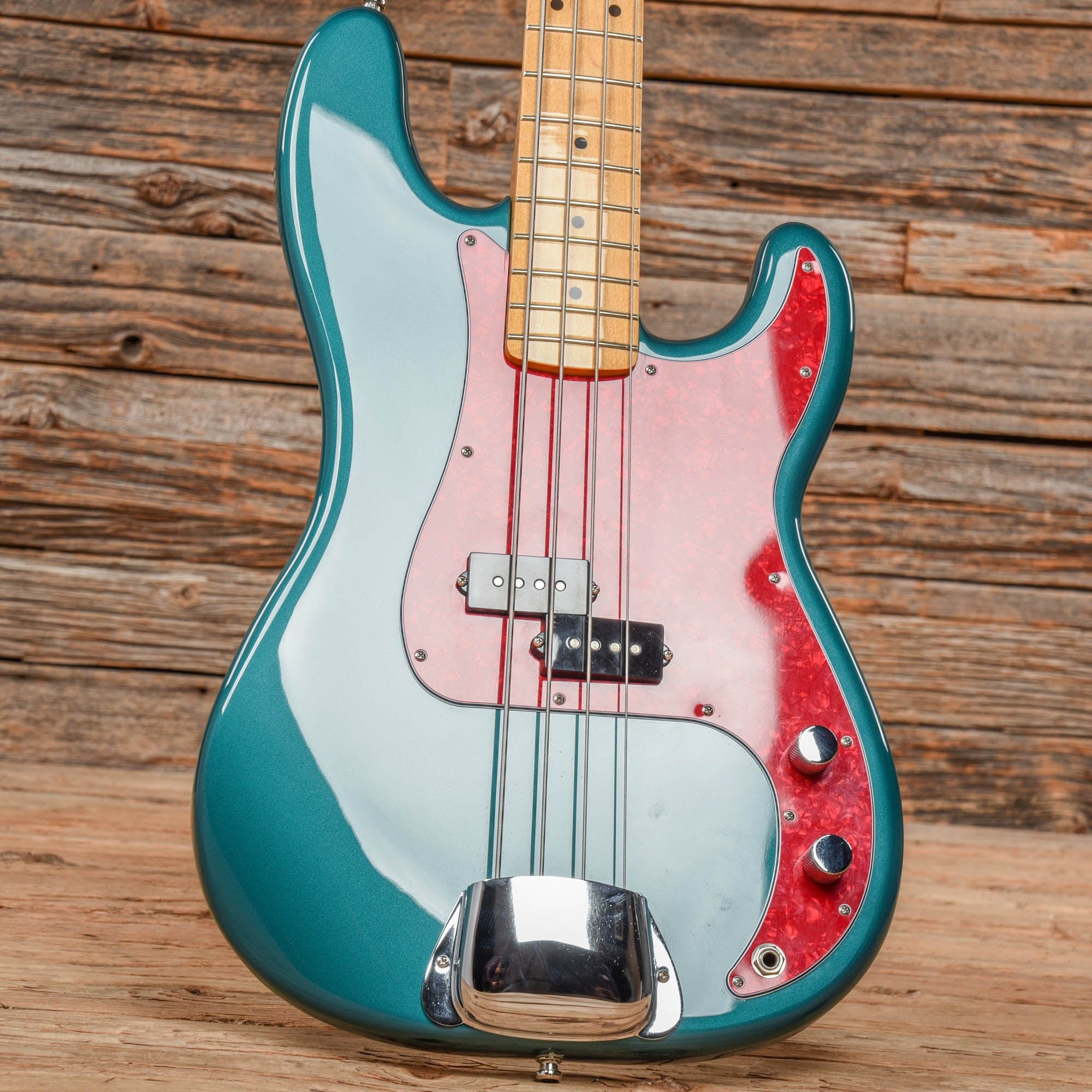 Fender Limited Edition Standard Precision Bass Ocean Turquoise 2018