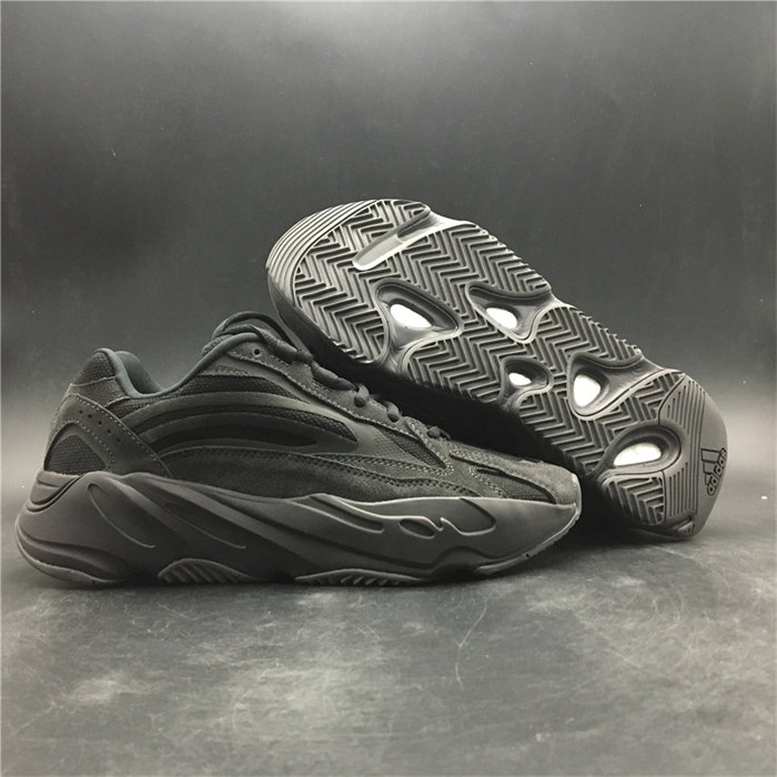 ADS Yeezy Boost 700 V2 Vanta FU6684