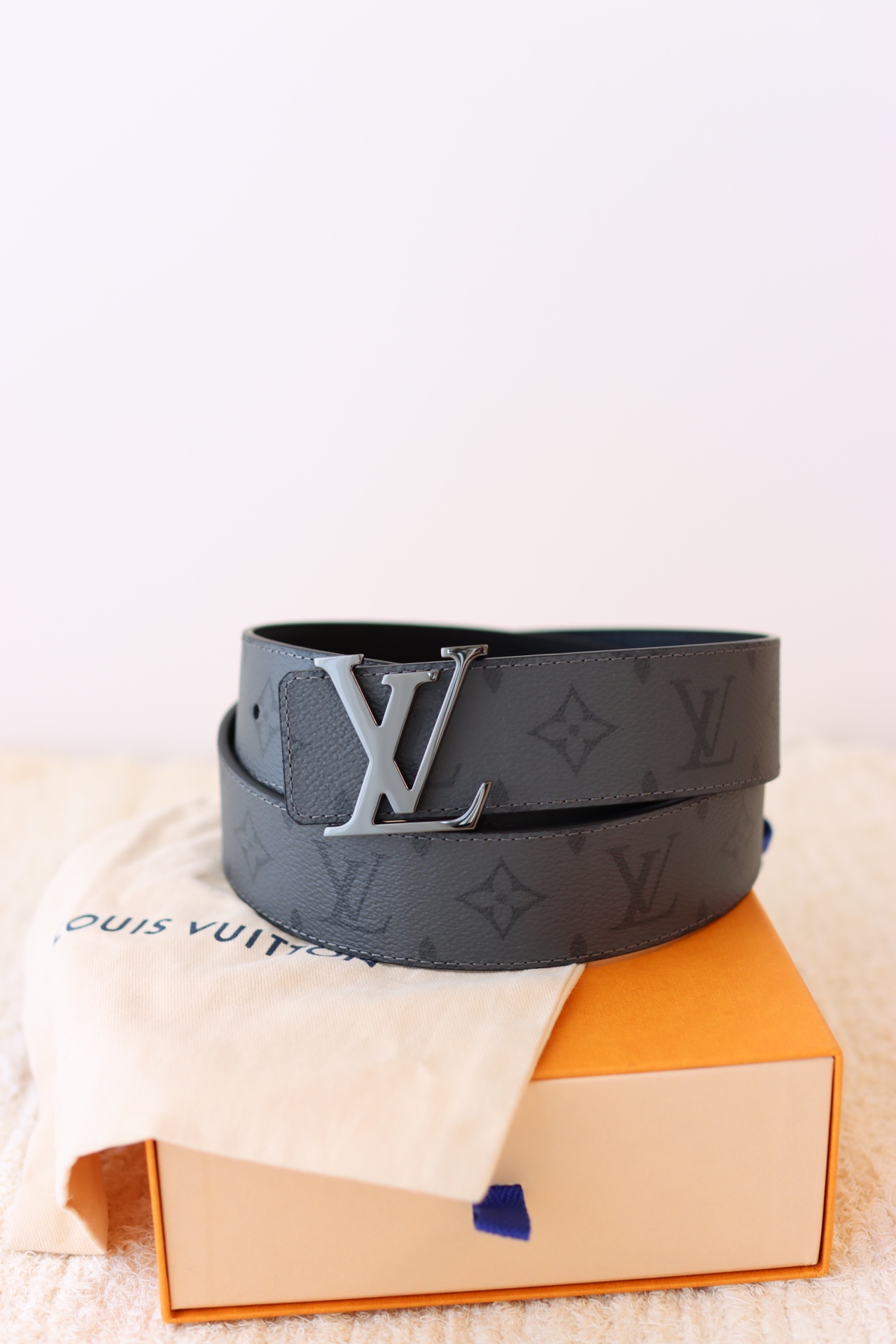 L X V 40mm Grey Belt