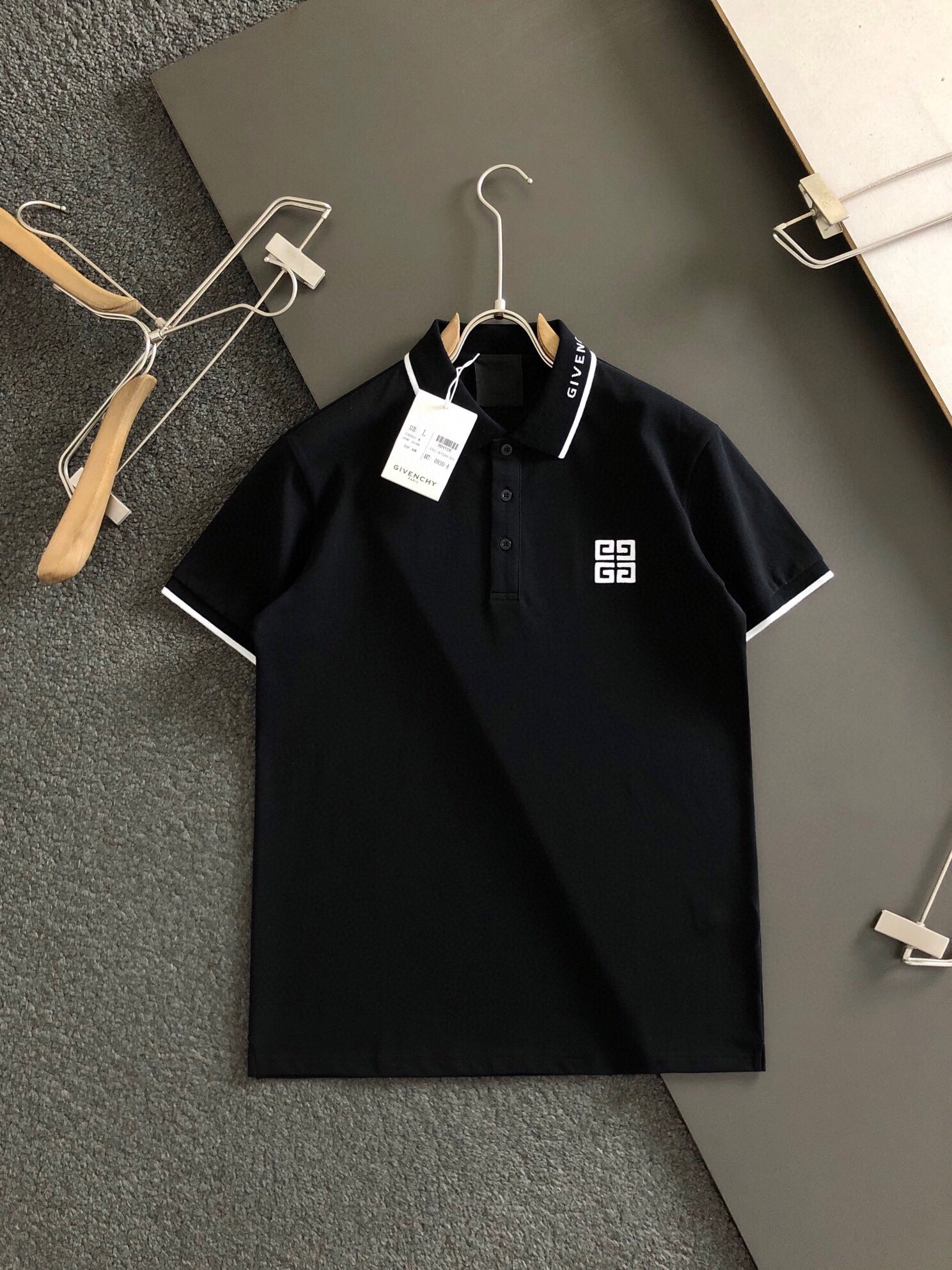 GVC Monochrome embroidered polo shirt with lapel