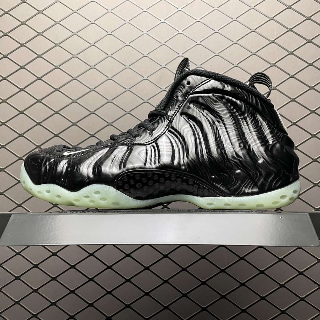 NK Air Foamposite One
