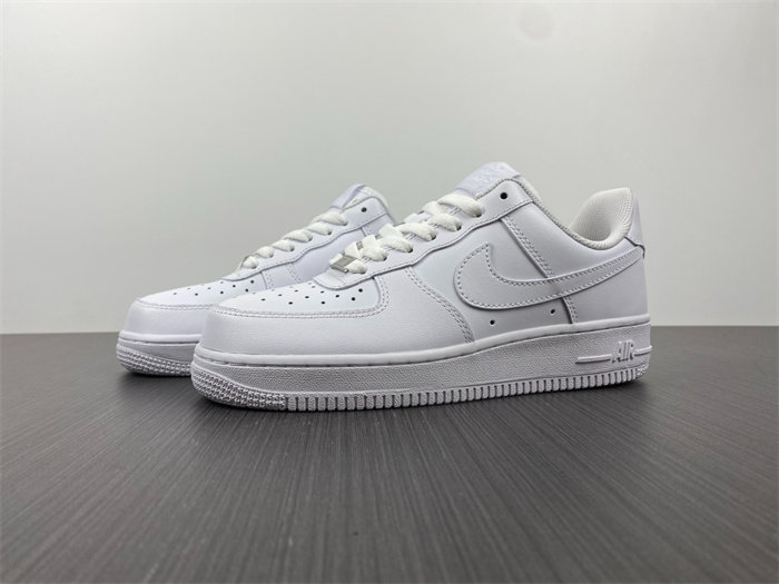 NK Air Force 1 Low LE Triple White DH2920-111