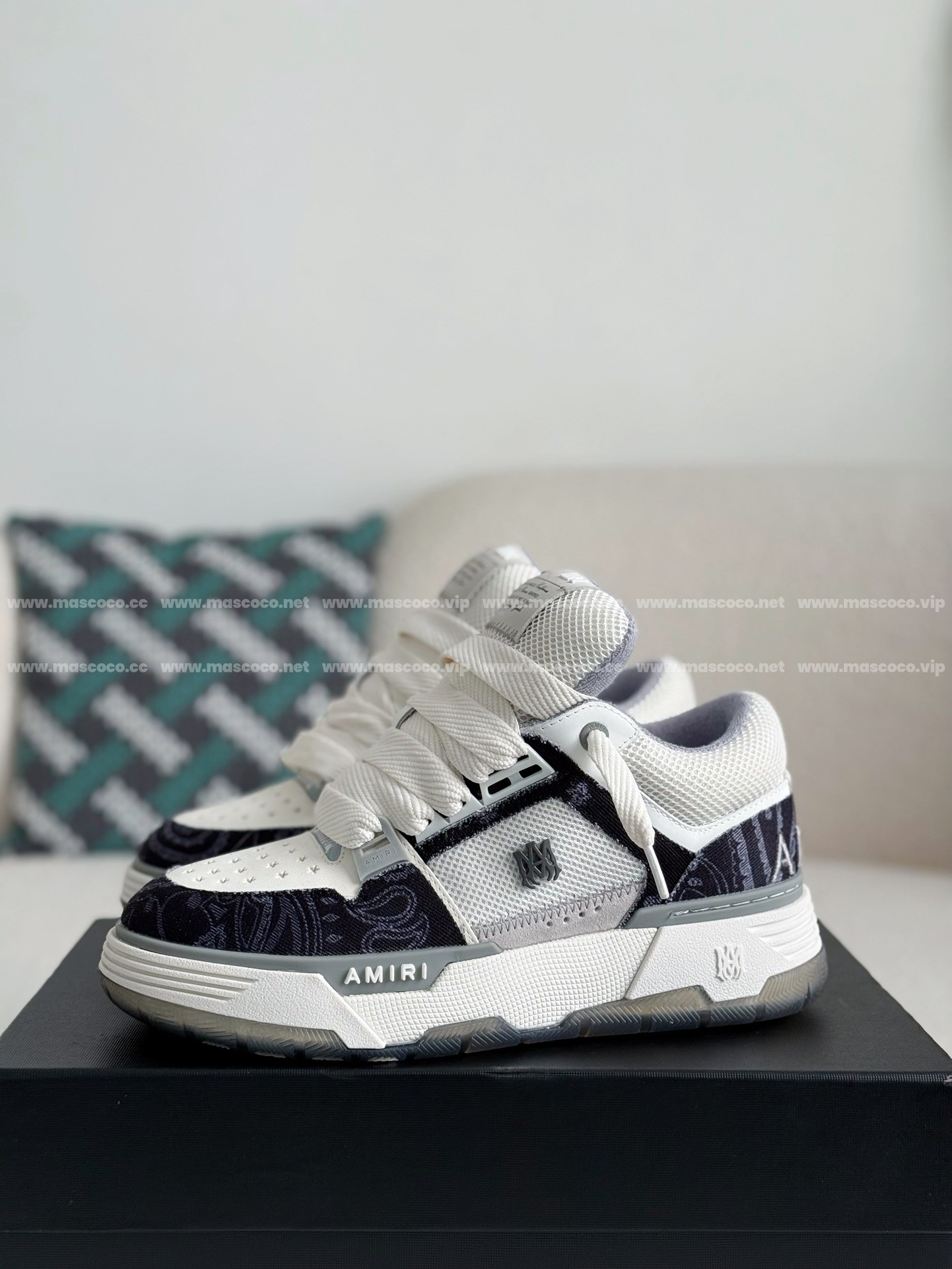 AMRI MA-1 low top sneakers