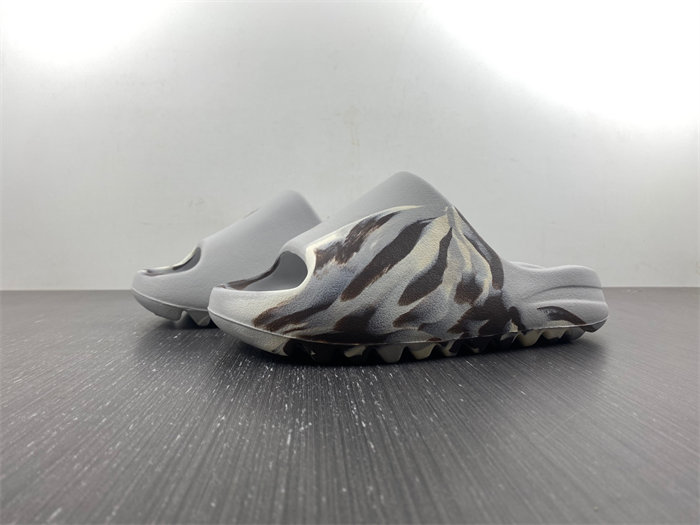 ADS Yeezy Slide GZ5553