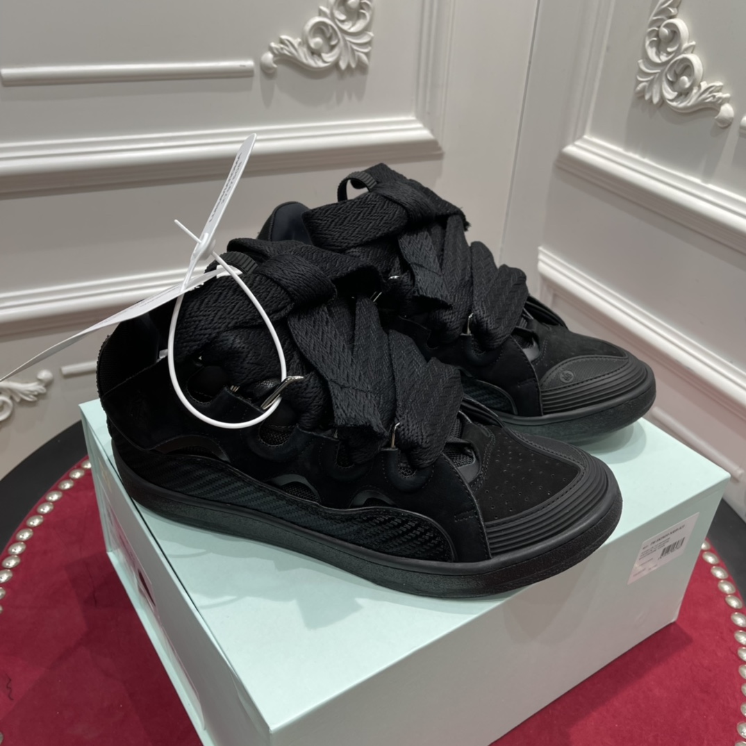LAN Curb Sneaker All Black