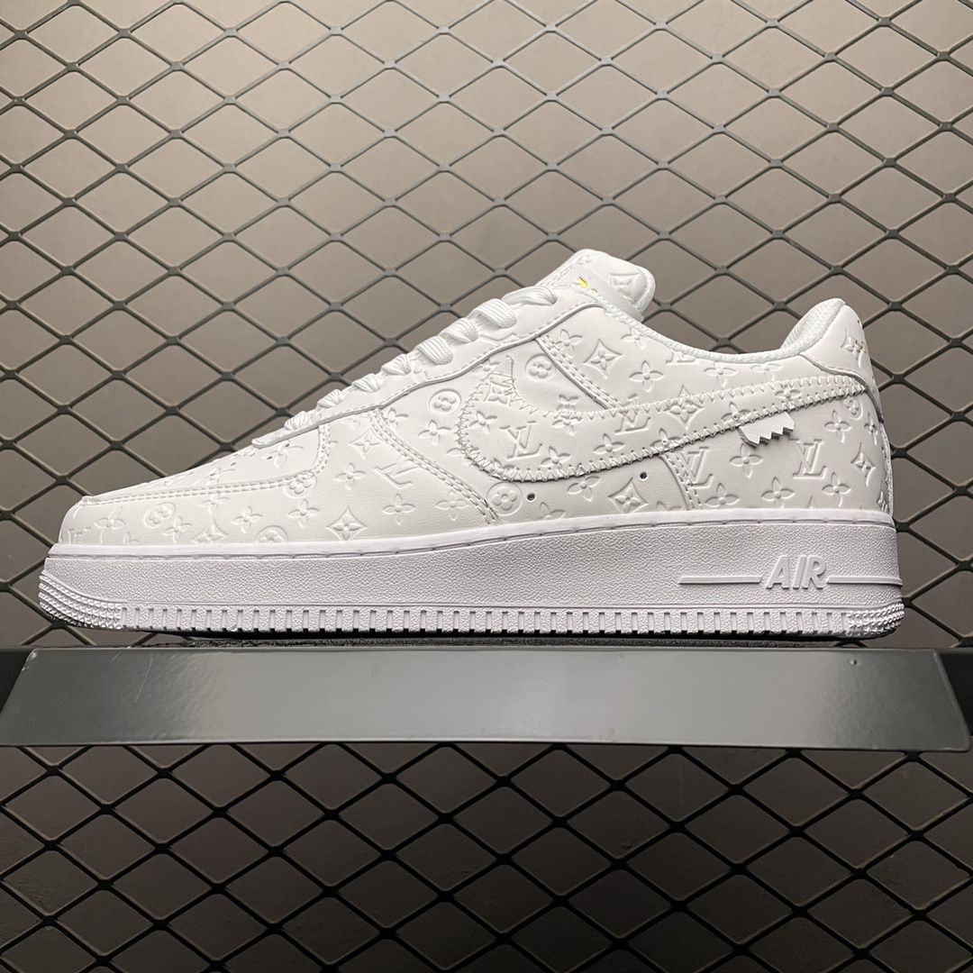 L X V X NK AIR FORCE 1 Sneaker