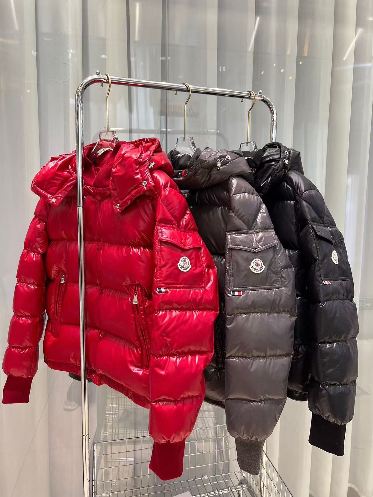 MONC 24ss puffer Jacket